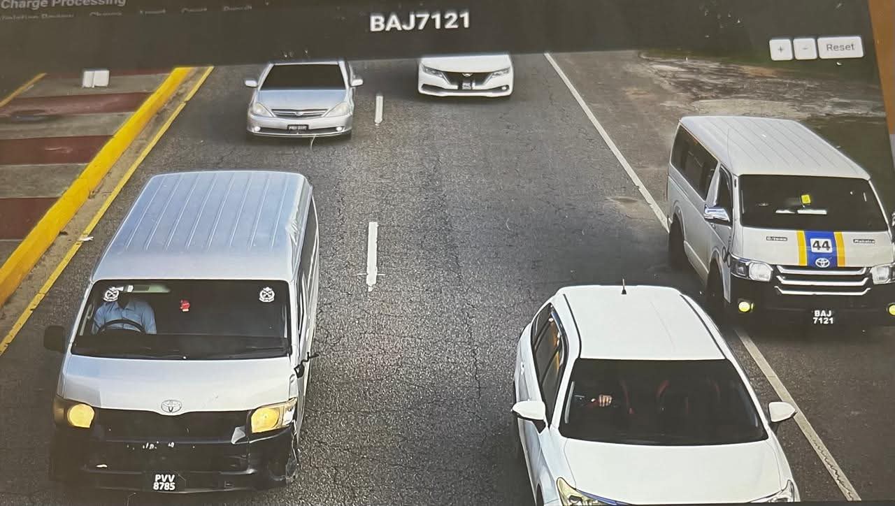 Illegal third lane drivers flagged by SRIS cameras, charged and fined $190,000