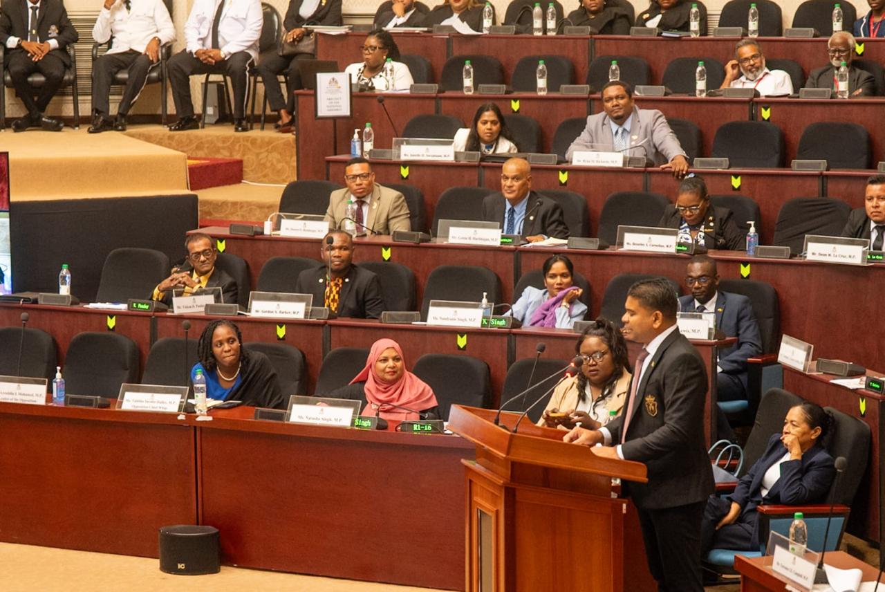 Opposition Leader repeatedly cautioned for reading in first Budget debate